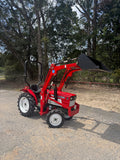 YM1720D YANMAR TRACTOR 4X4 WITH FRONT END LOADER