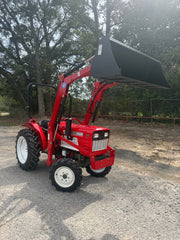 YM2020D YANMAR TRACTOR 4X4 WITH FRONT END LOADER