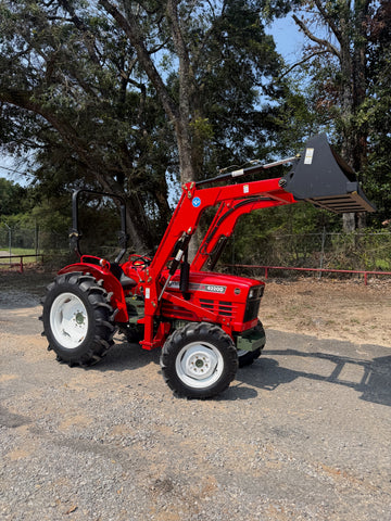 YM4220D YANMAR TRACTOR 4X4 WITH FRONT END LOADER